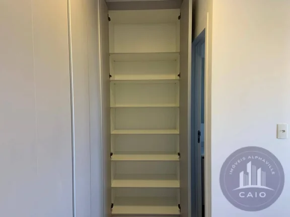 Imagem Apartamento de 65m² com 2 quartos para aluguel por R$ 6.000/mês Alphaville