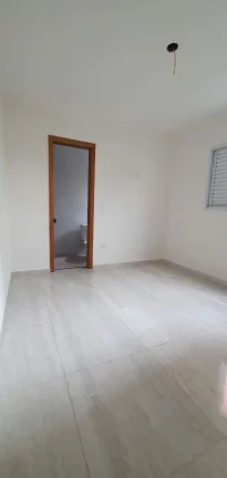 Imagem Sobrado Padrão com 128 m² com 2 Quartos sendo 2 suite e 1 vaga de garagem!
