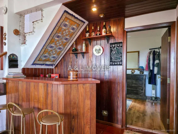 Imagem Casa Campos do Jordão - Vila Natal, arquitetura suíça, 4 dorms, lareira