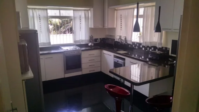 Imagem Sobrado com 3 quartos à venda, 350 m² por R$ 1.000.000 - Vila Mazzei - São Paulo/SP