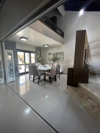 Imagem CASA Á VENDA, ALTO PADRÃO, PARA FINS COMERCIAIS, SETOR COMERCIAL, SINOP - MT