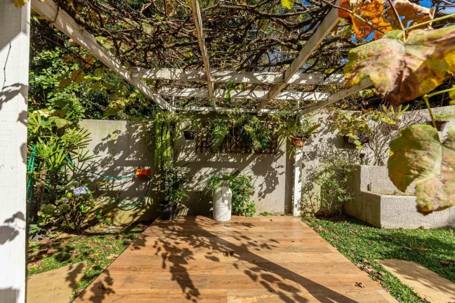 Imagem Casa à venda no Bom Retiro Curitiba