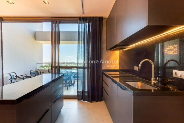 Imagem Lindo apartamento localizado em uma das regiões mais nobres de Campinas. Com vista espetacular e to...
