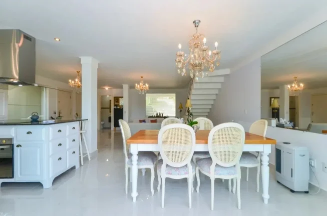 Imagem Casa Sobrado Brooklin Paulista - 270M², 4 Dorms, 4 Suítes, Sala 4 Ambientes, Lavanderia, 3 Vagas, Churrasqueira, Piscina, Hidro, Varanda, Terraço.