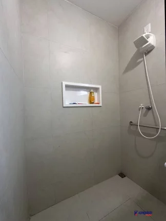 Imagem VENDO CASA DE 2 DORMITORIOS NO CONDOMÍNIO MORADA SALVADOR DALII