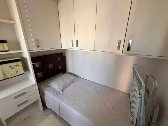 Imagem Apartamento frente mar com 3 suítes e 4 vagas de garagem em Balneário Camboriú