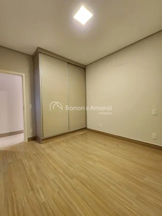 Imagem Casa térrea no condomínio no Condomínio Royal Garden, de 3 suítes à venda, Parque Brasil 500 - ...