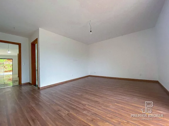 Imagem Casa à venda, 234 m² por R$ 800.000,00 - Albuquerque - Teresópolis/RJ