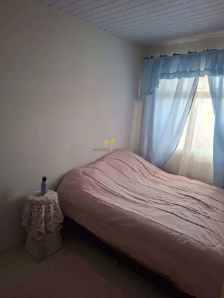 Imagem Oportunidade Casa geminada à venda com 3 quartos 1 vaga em Piraquara, Jardim Bela Vista - PR