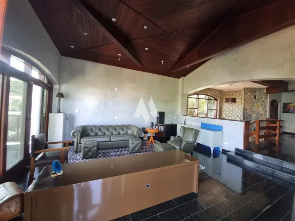 Imagem Casa alto padrão - Morro Santa Terezinha