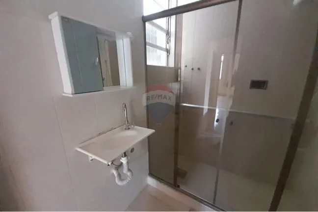 Imagem Apartamento tipo casa em Cascadura , 3 quartos, 2 banheiros e 3 quintais!!