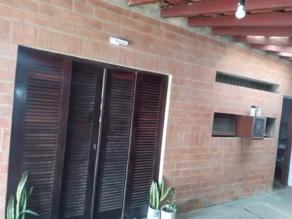 Imagem Casa ampla e edícula a venda no Perequê- Açú