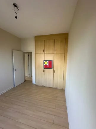 Imagem Vendo 3Q, Praia da Barra, 160m², cozinha planejada, armários, blindex, 2 vg, ônibus, clube, captação solar, recarga elétrica, tênis, futebol, squash
