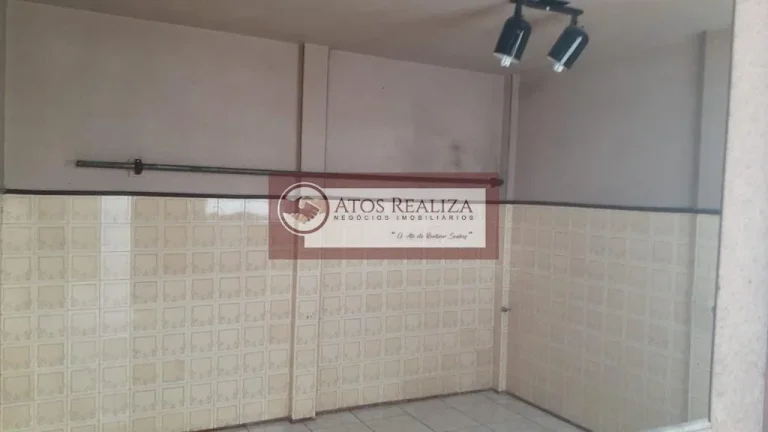 Imagem Sobrado de 100m² em Vila Sofia, São Paulo - 3 dormitórios, 2 suítes e 1 banheiro por R$ 670.000 - Confira!