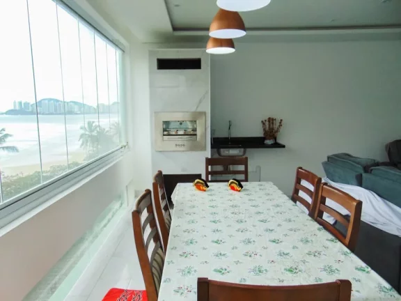 Imagem Pitangueiras - Frente total para o mar - Totalmente reformado - Garagem em parqueamento - 140m² úteis.