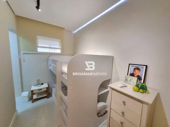 Imagem PITANGUEIRAS- DESLUMBRANTE APARTAMENTO , TOTALMENTE REFORMADO E DECORADO , 02 VAGAS DE GARAGEM NO PRÉDIO , ÁREA DE LAZER.