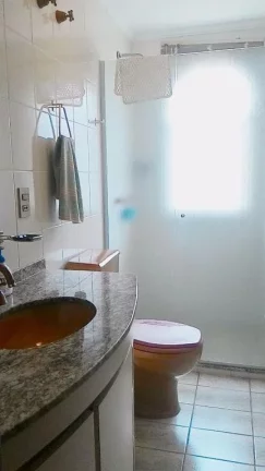 Imagem Praia de Pitangueiras - Local nobre - Ótimo lazer - Alto padrão - 2 vagas - Ampla varanda - 135 m² de área útil.