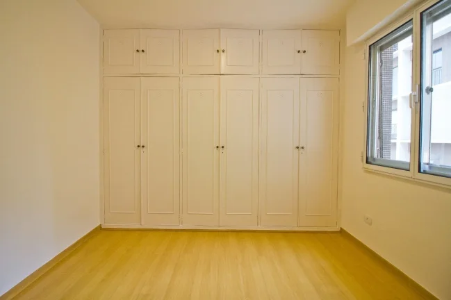 Imagem Apartamento 100M² Reformado, 2Q, 1 Suíte, 2 Banheiros, 1 Vaga, Salão de Festas e Salão de Jogos.