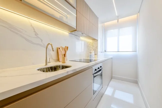 Imagem Apartamento à venda no bairro Passo da Areia - Porto Alegre/RS