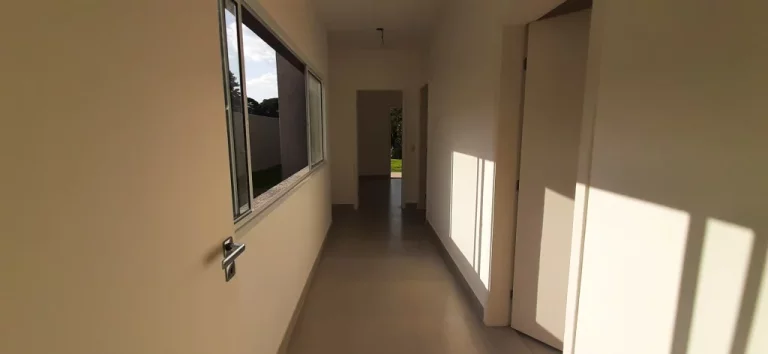 Imagem A Batelli Im...oacute;veis apresenta esta ...oacute;tima casa com linda vista para o verde, em um am...