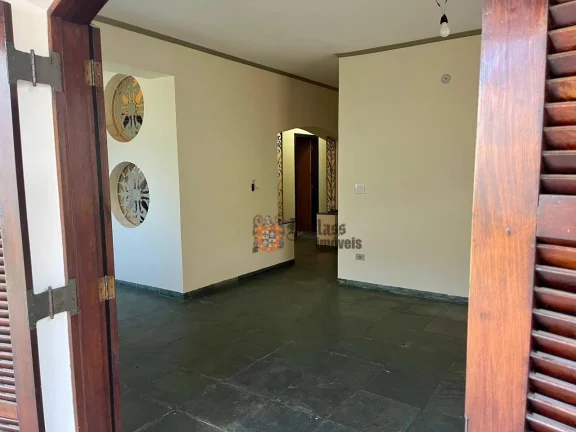 Imagem Casa com 3 dormitórios à venda, 300 m² por R$ 1.100.000 - Jardim Itaperi - Atibaia/SP