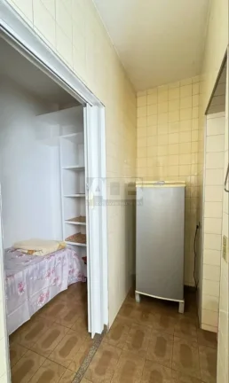 Imagem Apartamento à venda em Laranjeiras, 74m2, 2Qtos, de frente, Gal Glicério.