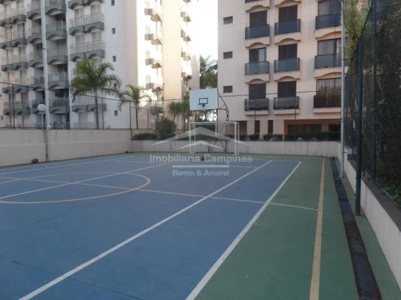 Imagem Apartamento amplo, em ótima localização!
Conta com 3 quartos com armários, 1 suíte, living para...