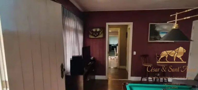 Imagem Linda e ampla casa a venda em Campos do Jordão-SP