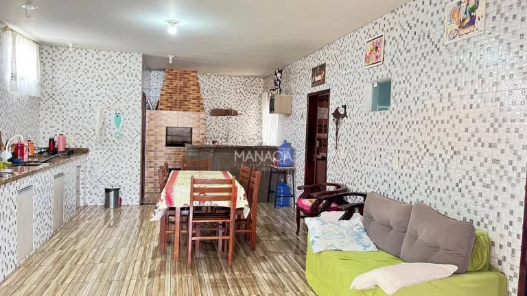 Imagem Casa Ampla à Venda entre Barra Velha e Balneário Piçarras – SC