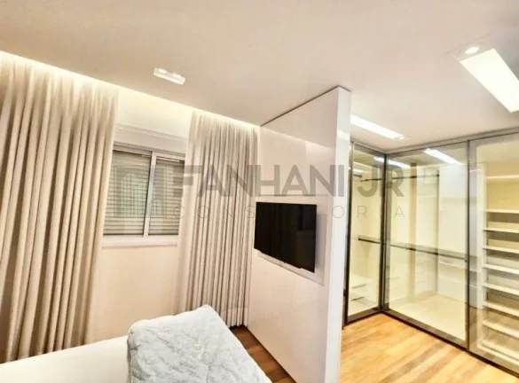 Imagem Apartamento Mobiliado na Vila Nova Conceição com 3 Suítes e 3 Vagas de Garagem - São Paulo-SP