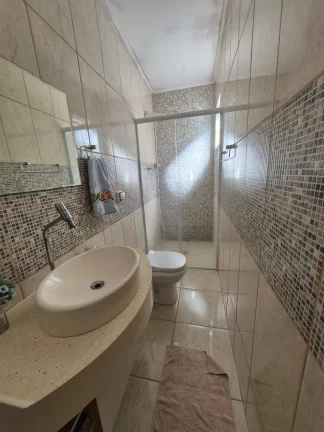 Imagem Casa com ponto para comércio no Jardim São Lourenço