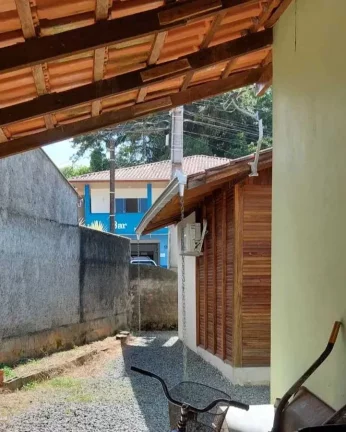 Imagem Casa com 3 dormitórios sendo 1 suíte e 4 vagas de garagem - Parque Guarani | Joinville/SC