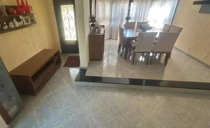 Imagem Casa em Condomínio para Venda em Atibaia, Parque Arco Iris, 3 dormitórios, 1 suíte, 2 banheiros, 2 vagas
