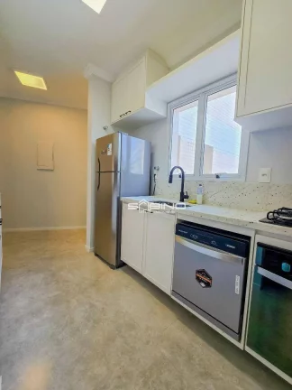 Imagem Apartamento Pé na Areia à venda em Riviera - no Edifício Ilha de Creta, com 3 dormitórios 1 suíte 87m²