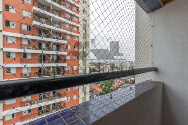 Imagem Apartamento a venda na Rua Tonelero com 2 suites) e 2 vagas, 70m²