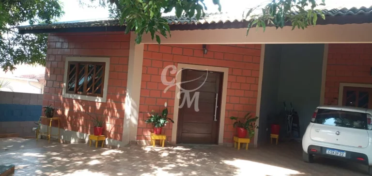 Imagem Chácara à venda no bairro Centro - Louveira/SP