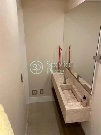 Imagem Cobertura toda reformada, com muita luz natural, piscina privativa, toda envidraçada, 3 dormitório...
