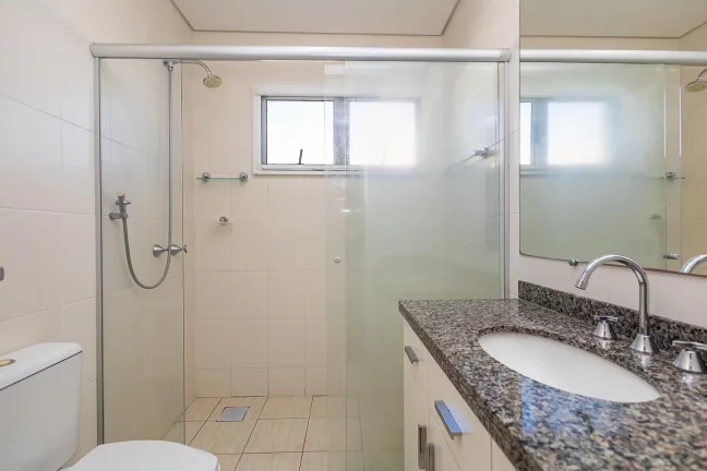 Imagem Casa em Condomínio de 4q. em Campo Comprido
