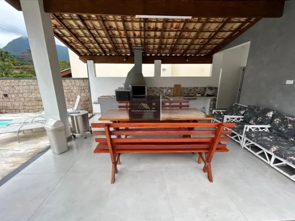 Imagem Casa em Condomínio para Venda em Ubatuba / SP no bairro Horto Florestal