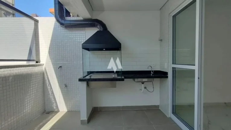 Imagem Casas Sobrepostas Duplex à Venda com 3 Suítes, Piscina e Churrasqueira no Embaré em Santos/SP