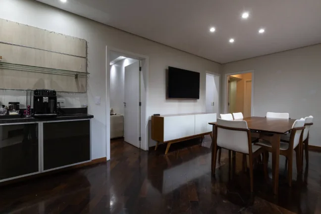 Imagem Apartamento Perdizes - 244M², 4 Dorms, 2 Suítes, 4 Vagas, Varanda, Armários