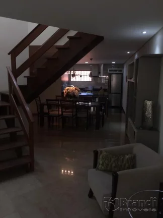 Imagem Sobrado à venda com 150M² aceita permuta de 50% valor do imóvel