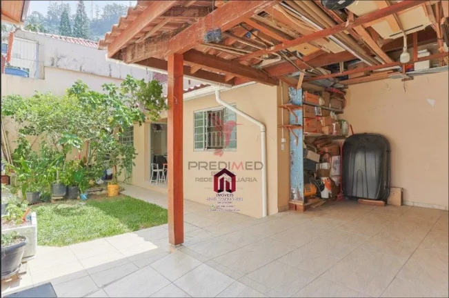 Imagem Casa a venda em Florianópolis SC Bairro Trindade com 4 quartos, sendo 2 suítes ,295m²