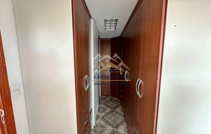 Imagem Sobrado com 5 dormitórios à venda, 295 m² por R$ 430.000,00 - Vila Santa Luzia - Tatuí/SP