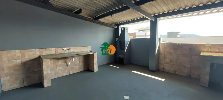 Imagem Casa Comercial para Locação em São Roque, Esplanada Mendes Moraes, 3 banheiros, 2 vagas