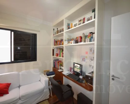 Imagem Apartamento a venda na Rua Maranhão com 3 suites e 3 vagas, 177m2
