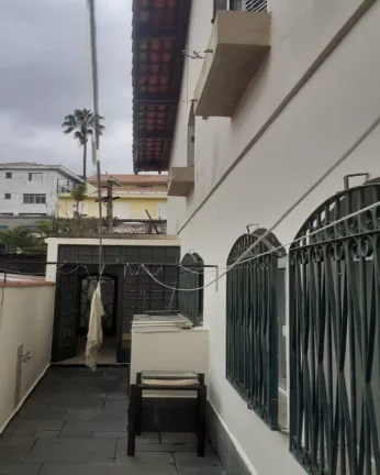 Imagem sobrado com 4 dormitórios, com jardim FL26