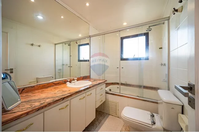 Imagem Viva na Vila Suzana: apartamento de 213m², 4 dormitórios, 2 suítes, 3 vagas e infraestrutura completa