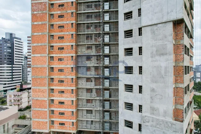 Imagem Apartamento á venda com 1 suíte no centro de Torres/RS