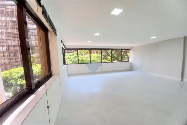 Imagem Sala comercial com 56m² 2 vagas na Bela Vista